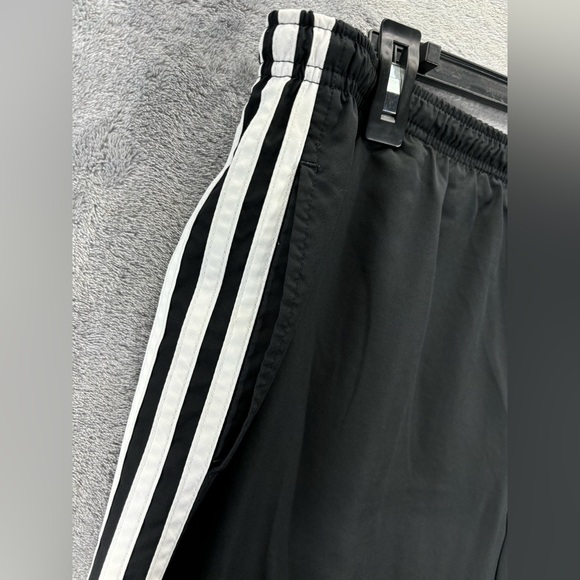 Adidas Black White Mens XL Zip Joggers Workout ActiveWear Athleisure 3 Stripe - Picture 12 of 16